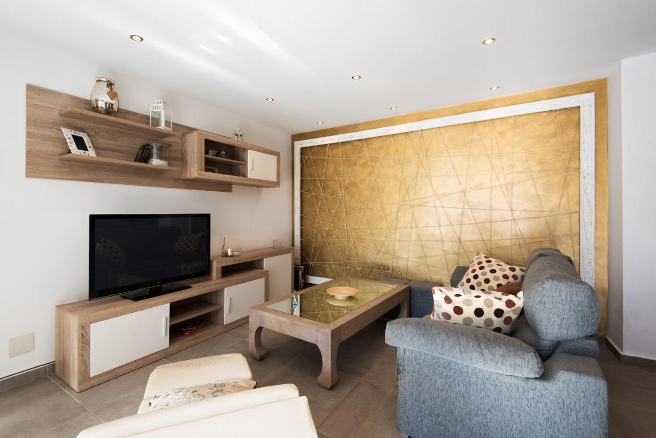 Pets Friendly Apartment, Next To The Marina And Arroyo De La Miel Benalmadena Exterior photo