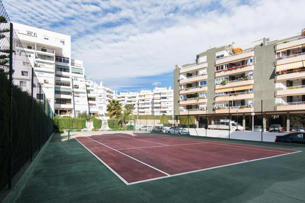 Pets Friendly Apartment, Next To The Marina And Arroyo De La Miel Benalmadena Exterior photo